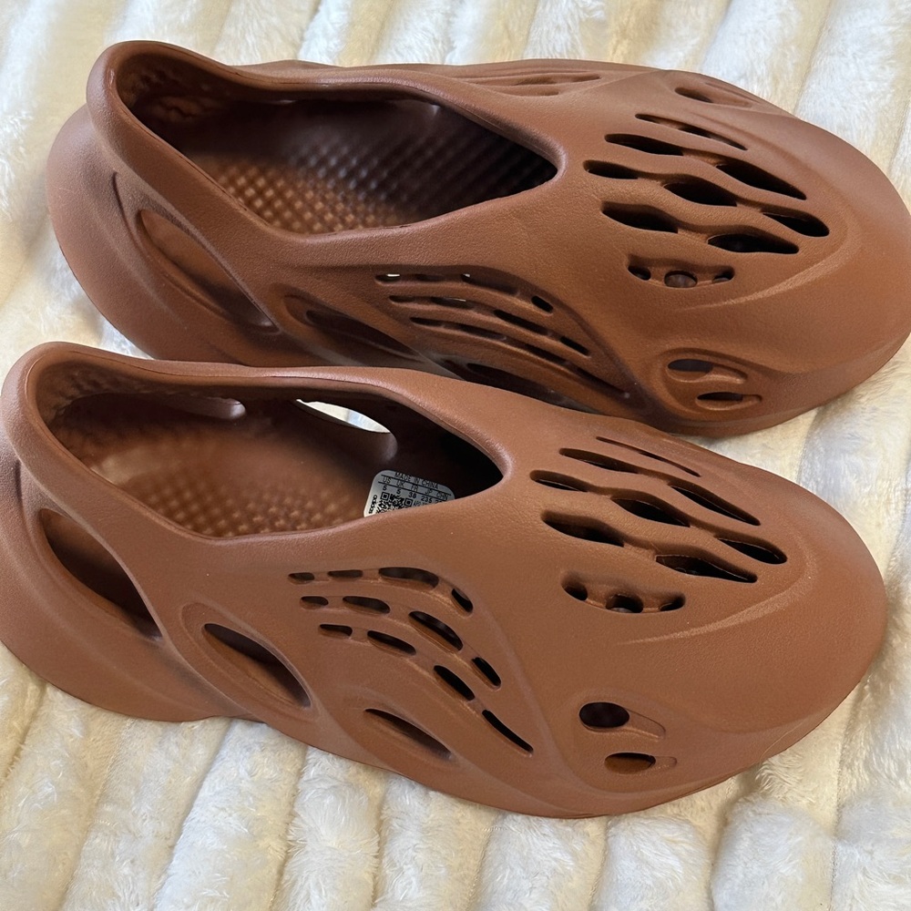 adidas YEEZY foam runners Brown
